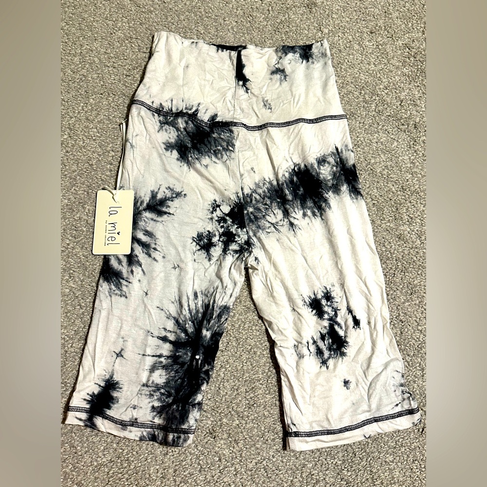 Black and white athletic/biker shorts